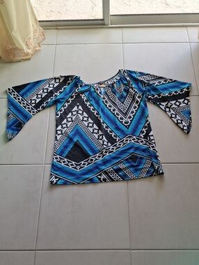 Cocomo Blue & Black Geometric Long Sleeve Blouse